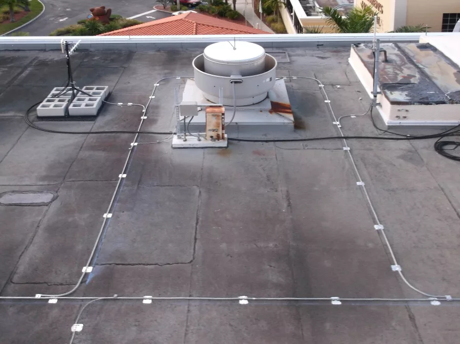Commercial rooftop lightning protection reference showing conductor networks and rooftop mechanical equipment bonding.